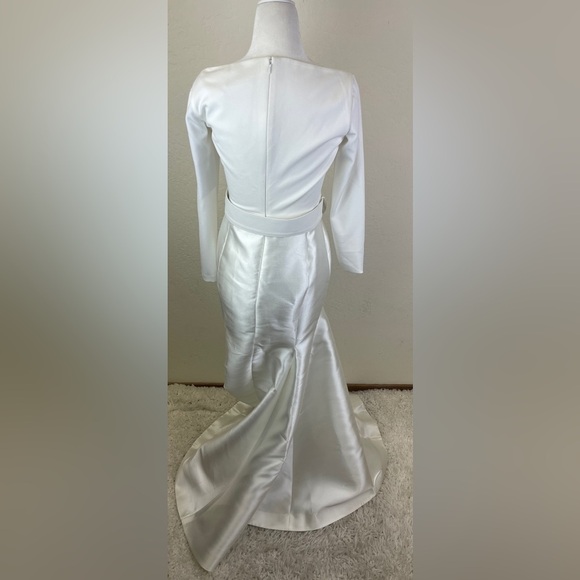 NWT Solace London The Mabel Belted Wedding Dress in US 6 - Picture 11 of 16